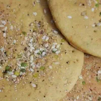نان چرب شیرین باادویه