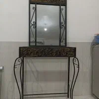 آینه و کنسول فرفوژه سالم