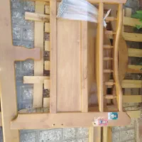 تخت چوبی یکنفره سالم وتمییز|تخت و سرویس خواب|کاشمر, |دیوار