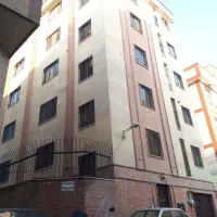 فروش فوری آپارتمان ۱۰۵ متری تک‌واحدی بازسازی‌شده|فروش آپارتمان|تهران, بهارستان|دیوار