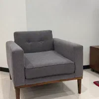 مبل تک نفره