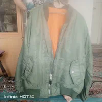 یک عدد کاپشن خلبانی اصل و پالتو چرمی ایتالیایی|لباس|پرند, فاز ۵|دیوار