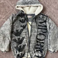 تعدادی لباس در حد نو ۷یا ۸ سال پسرونه