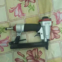 منگنه کوب بادی