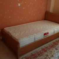 تخت یک نفره‌ باکس دار|تخت و سرویس خواب|رشت, لاکانی|دیوار