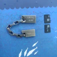 فلش 32 در حد نو ...مموری 4 گیگ