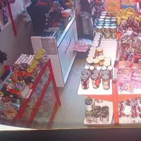 همکار و شاگرد سوپر مارکت