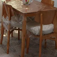 میز ناهارخوری