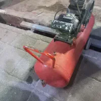 پمپ باد ۱۰۰لیتری ایتالیایی|ماشینآلات صنعتی|قرچک, مهدیه|دیوار