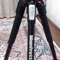 سه پایه دوربین