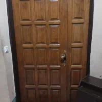 درب ورودی آپارتمان