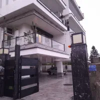 زندگی-آرام-در-رامسر-85-متر-2-خوابه-ویو-کوه