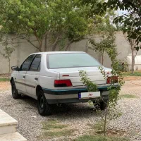 سواری پژو ۴۰۵