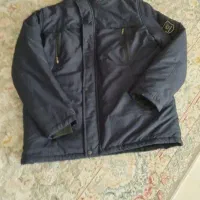 کاپشن بسیار زیبا در حد نو قد ۸۳ عرض ۶۵۰