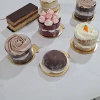 کارگر ساده جهت کار در کارگاه شیرینی پزی