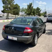 فروش مگان ۱۳۹۰ رنگ مشکی