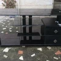 میز تلویزیون مشکی شیشه ای