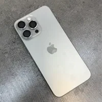 آیفون ۱۵ پرومکس در حد نو