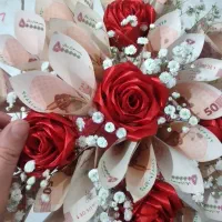 فروش گل ربانی با دسته گل و تزئین باپول