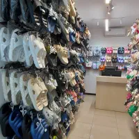 دمپایی و صندل در مجتمع تجاری ایرانیان. واحد F33