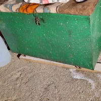 صندوق فلزی بزرگ