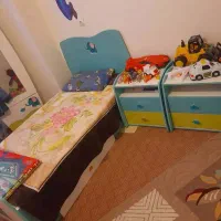 یک عدد بوفه و میز نهارخوری و اجاق گاز سالم|میز و صندلی غذاخوری|آزادشهر, |دیوار