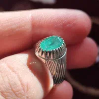 ماکت و مجسمه انگشتر زمرد اصل