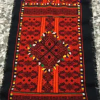 زیح آستین گلدار تاج دار|لباس|ایرانشهر, |دیوار