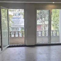 ۲۰۰ متر سه خواب دو پارکینگ سندی