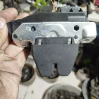 قفل صندوق بنز c200 اتاق 204