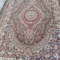 یک عدد فرش 6متری