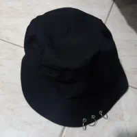 کلاه دخترونه و لباس سربازی