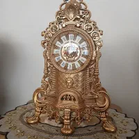 ساعت رومیزی طلایی