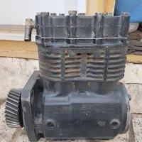 اف ۱۲ کشنده ولووF12 پمپ باد میل لاستیک ۱۵ سواری|قطعات یدکی و لوازم جانبی|مشهد, رضاشهر|دیوار