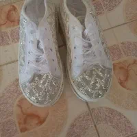 کتونی شیک|کیف، کفش، کمربند|زند, |دیوار