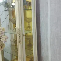 بوفه ویترین چوبی کرم شیک در حد نو|بوفه، ویترین، کنسول|مشهد, مهدی آباد|دیوار
