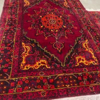 فرش دستباف (بساک)۸ متریهای خوشرنگ دونه ای ۴۲ تومن|فرش|مشکین‌دشت, |دیوار