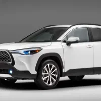 حواله تویوتا کرولا کراس هیبریدی