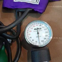 فشارسنج دستی درجه یک حرفه ای و دقیق