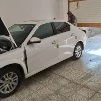 تصادف با دنا مدارک