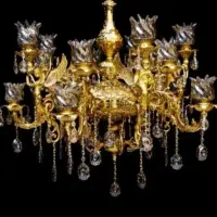 لوستر ده شاخه همراه با ده عدد لامپ