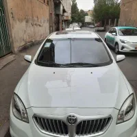 برلیانس ۳۳۰اتومات پارس خودرو