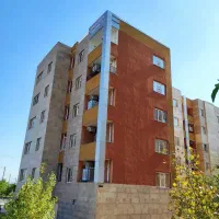 آپارتمان ۸۳ متری درحاشیه اصلی بلوارمولوی توحید شهر