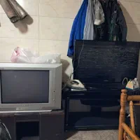 دوعدد تلوزیون همراه میز دوعدد اتو تکی هم به فروش م