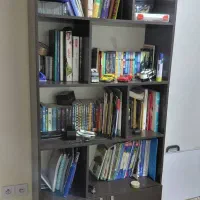 کتابخانه در حد نو