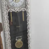 ساعت ایستاده کاملا سالم