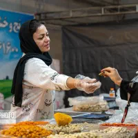 فروشنده نمایشگاه