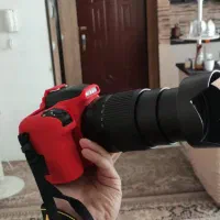 دوربین همراه دو لنز، کیف و گارد ژله ای قرمز|دوربین عکاسی و فیلم‌برداری|مشهد, آزادشهر|دیوار