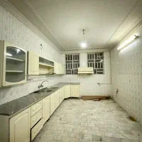 طبقه بالا ۳ خواب بدون صابخونه پروفسور حسابی