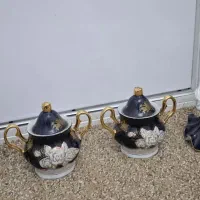 تندیس و قوری سورمه ای